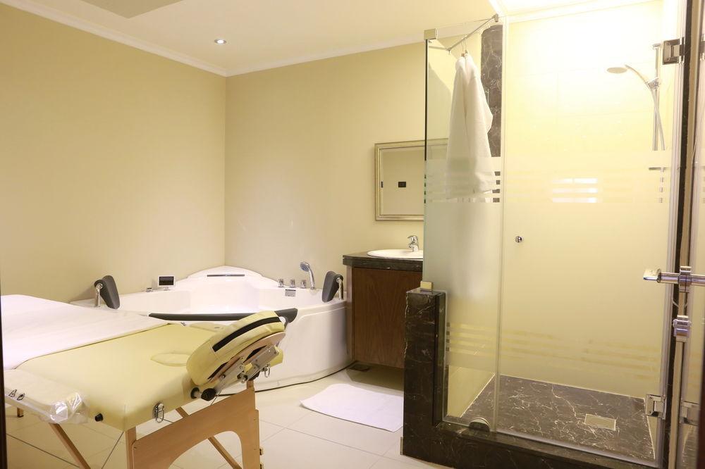 ביירות Imperial Suites Hotel מראה חיצוני תמונה