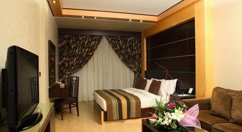 ביירות Imperial Suites Hotel מראה חיצוני תמונה