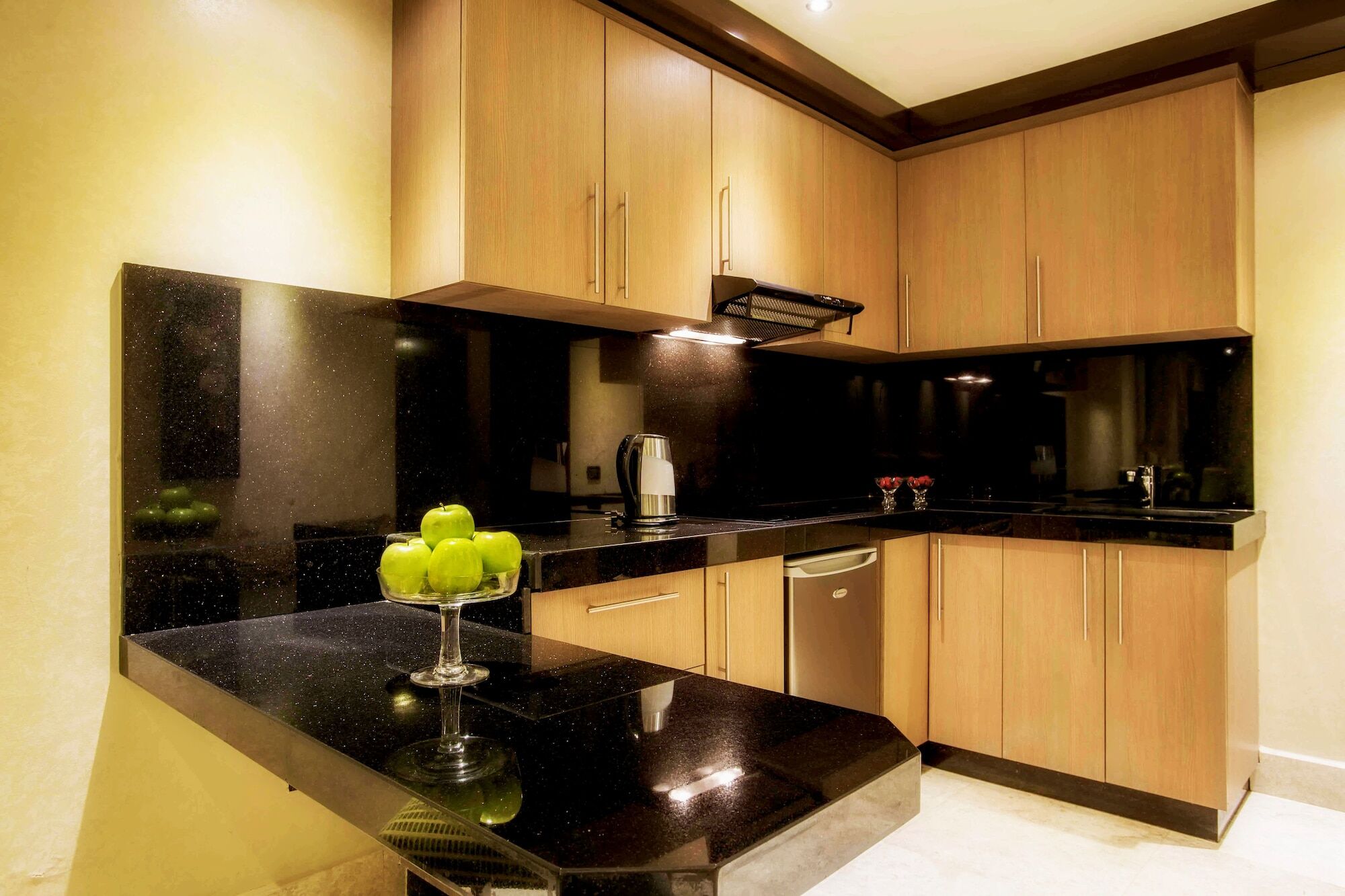 ביירות Imperial Suites Hotel מראה חיצוני תמונה